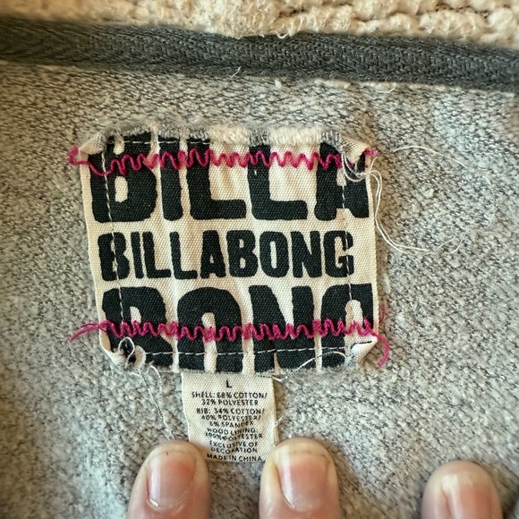 Billabong Gray and Blue Jacket with Retro Graphic - Picture 2 of 6